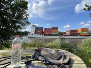 Reiseblog - Nord-Ostsee-Kanal - Containerriese